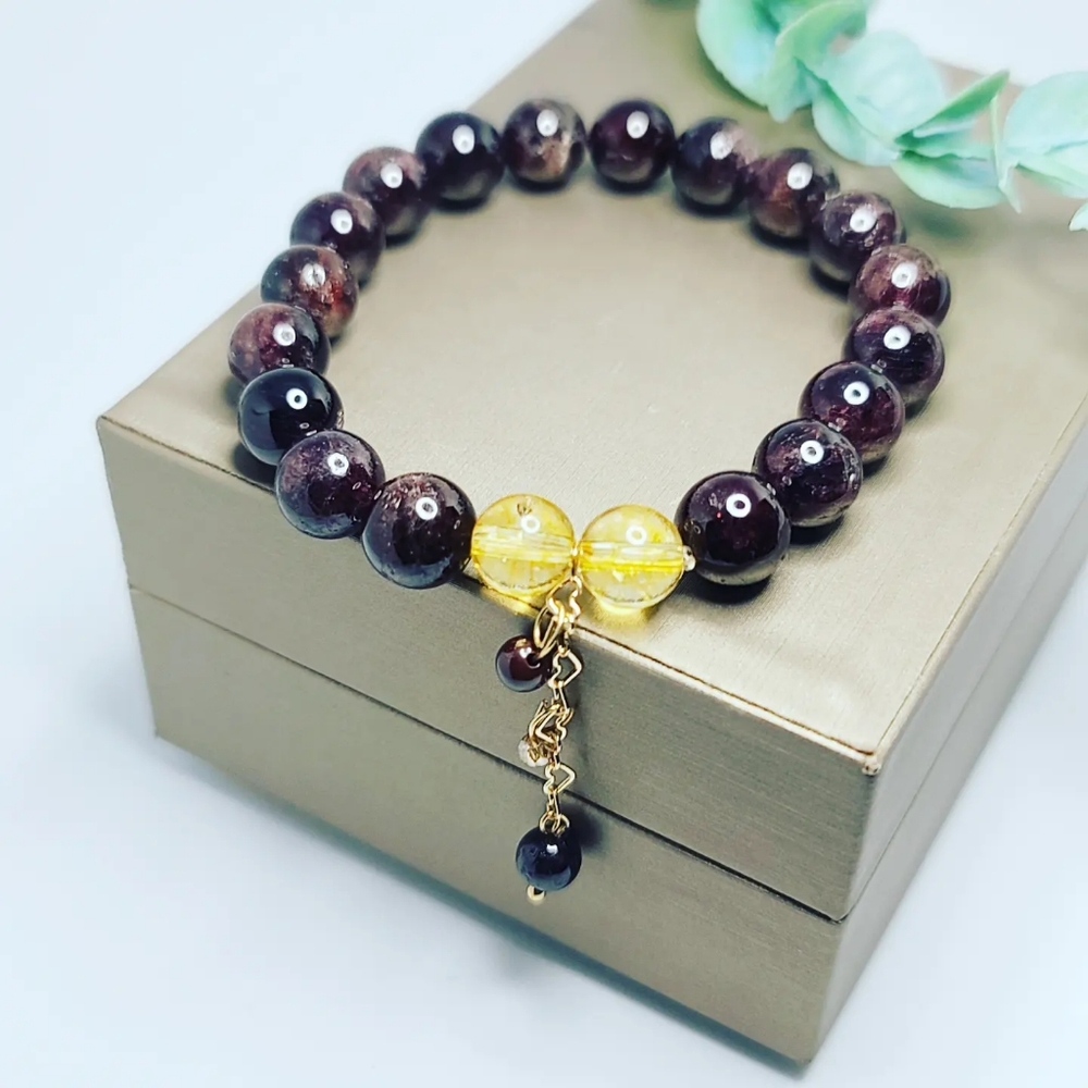 Garnet Bracelet 10 mm